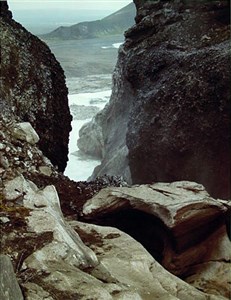 Image description is not available for 1984.033